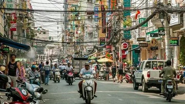 Chuyên gia Hotspot Matrix phân tích: Gánh nặng làm con nhà và marketing video